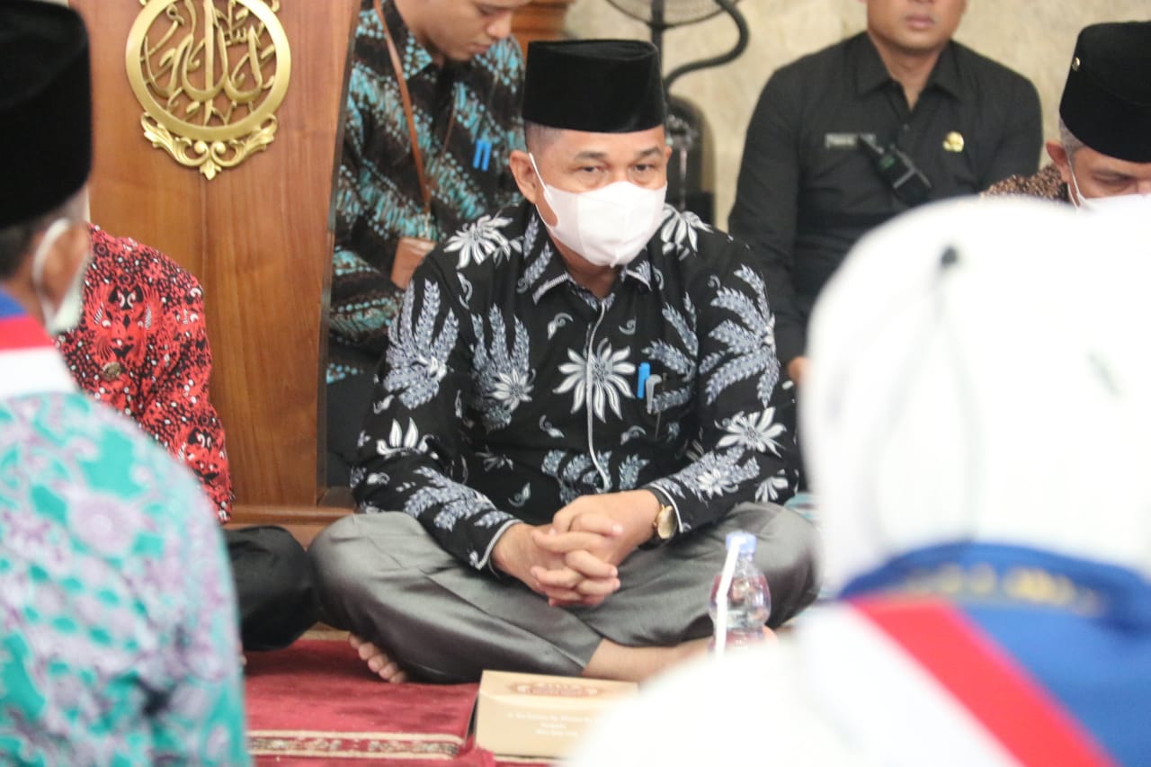 Ketua DPRD Kabupaten Kutai Timur (Kutim) H Joni
