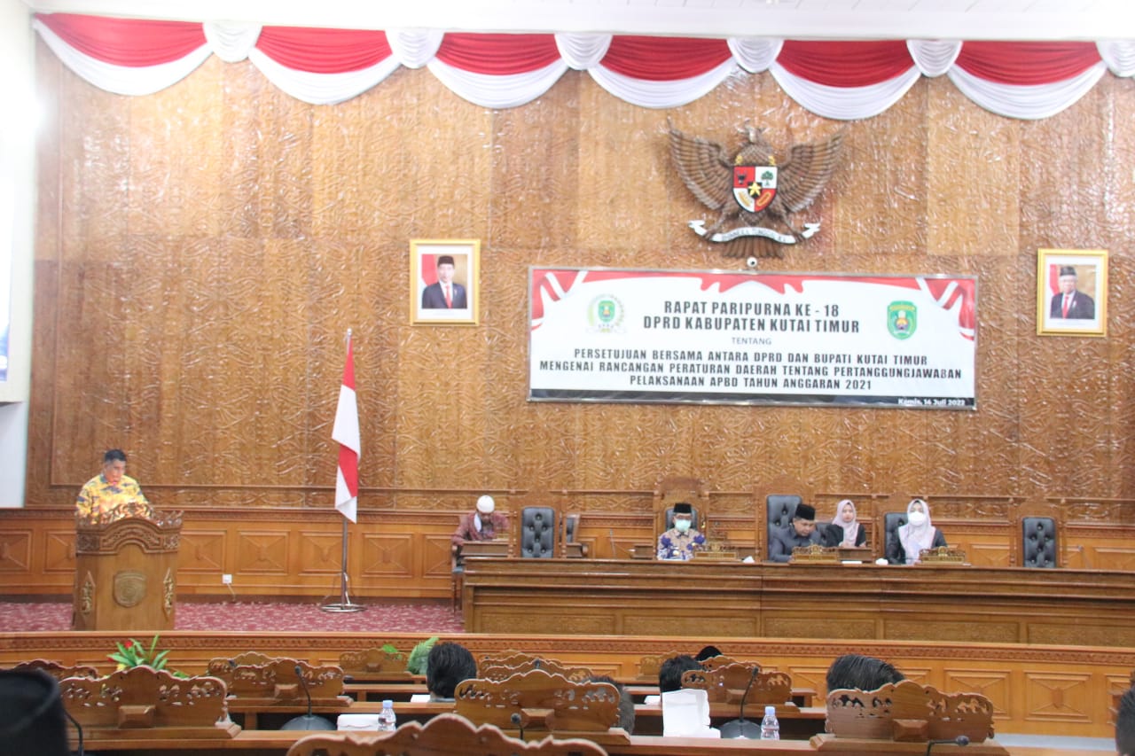 Dewan Perwakilan Rakyat Daerah (DPRD) Kabupaten Kutim Menggelar Rapat Paripurna ke 18