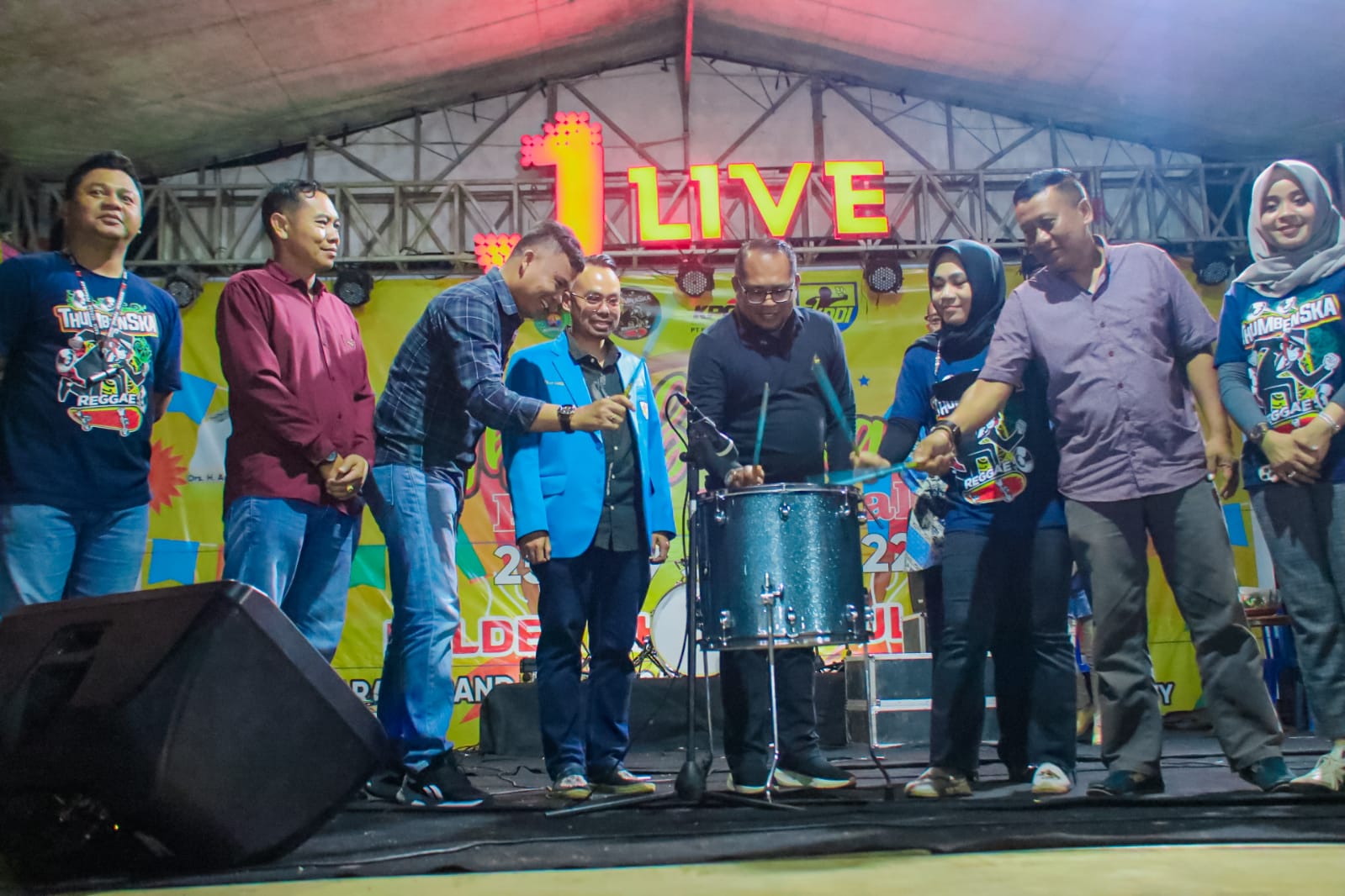 Wakil ketua 2 DPRD Kutim Asti Mazar Menghadiri Acara Festival Tumbenska Kutim 2022 di Folder Ilham Maulana