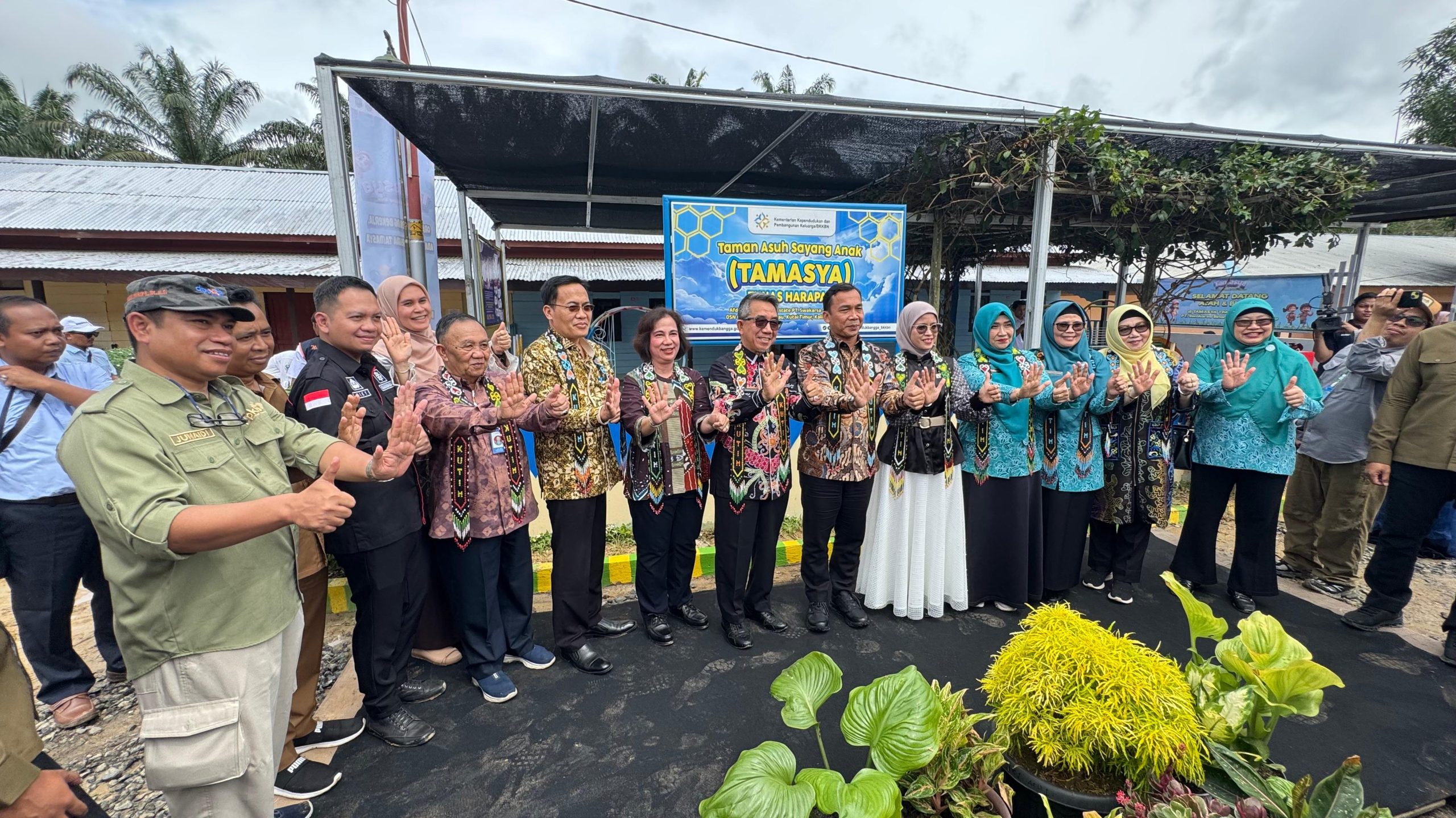 1e28db37-cbf3-47a3-8299-adfeb32c2bf6